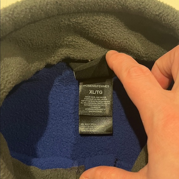 The North Face Blue and Gray Fleece Vest woman’s XL - Picture 2 of 5